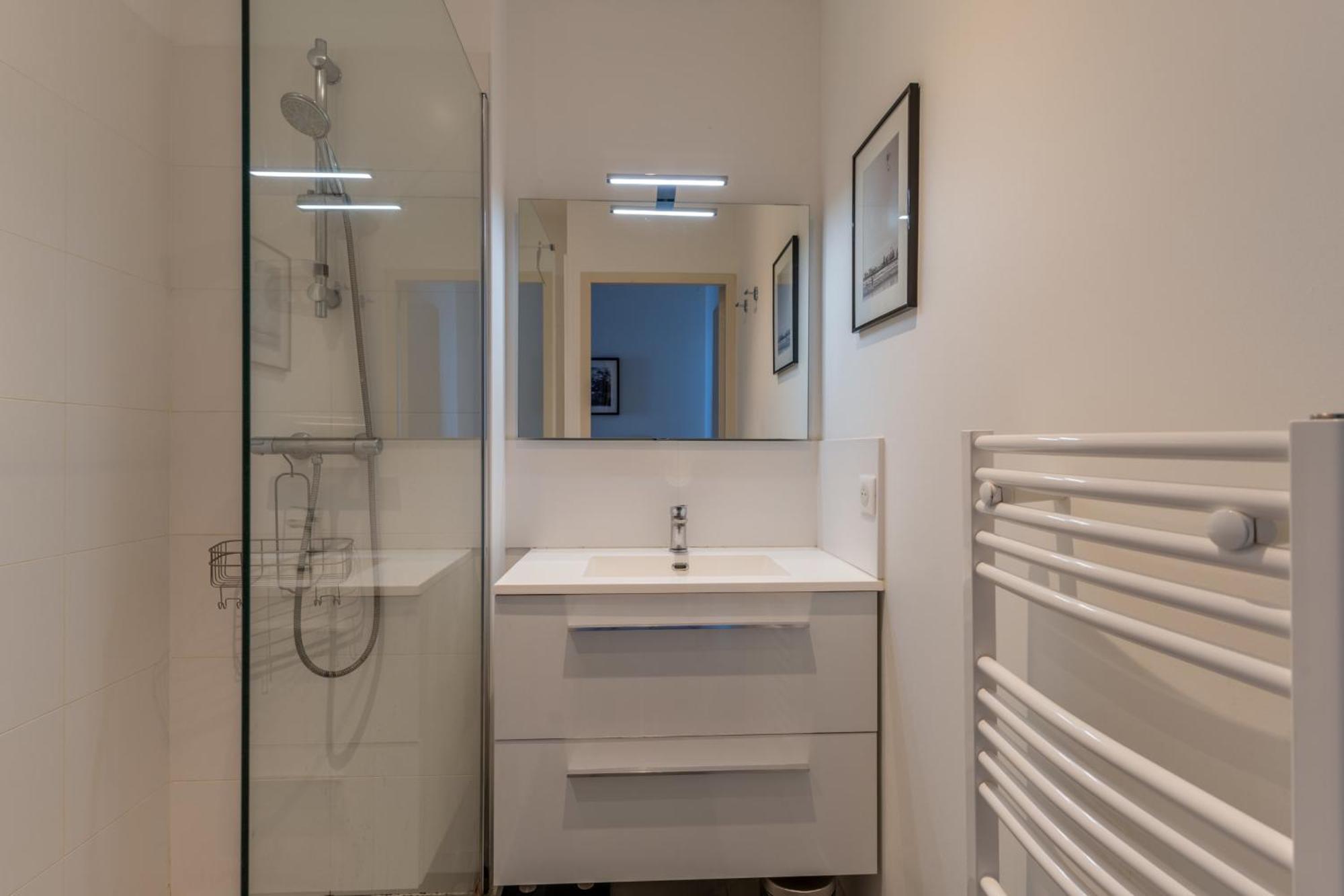 Charming Apartment In Bordeaux - Welkeys Luaran gambar