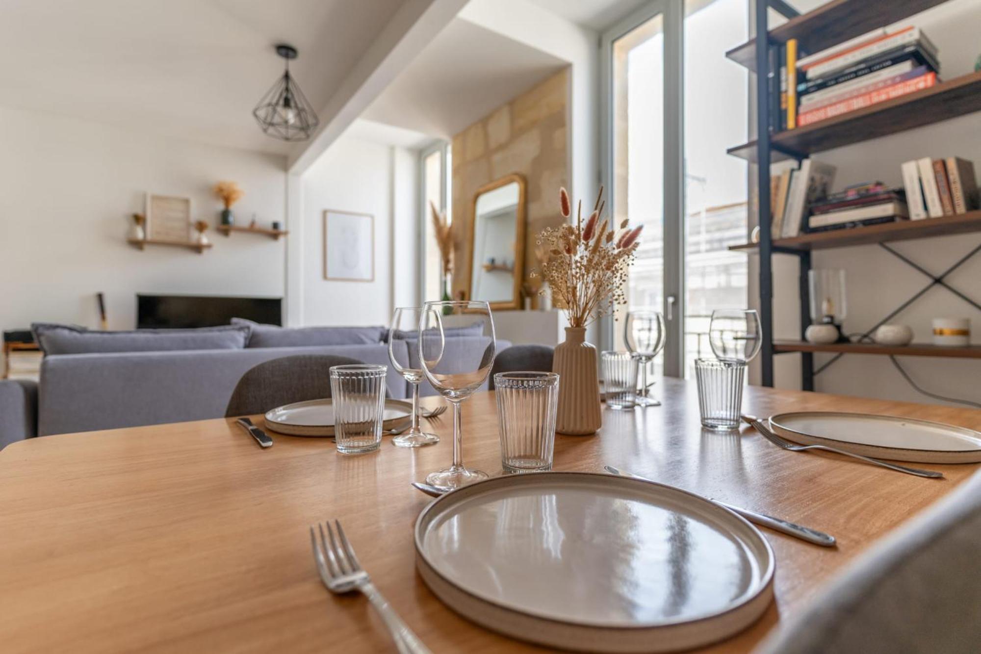 Charming Apartment In Bordeaux - Welkeys Luaran gambar